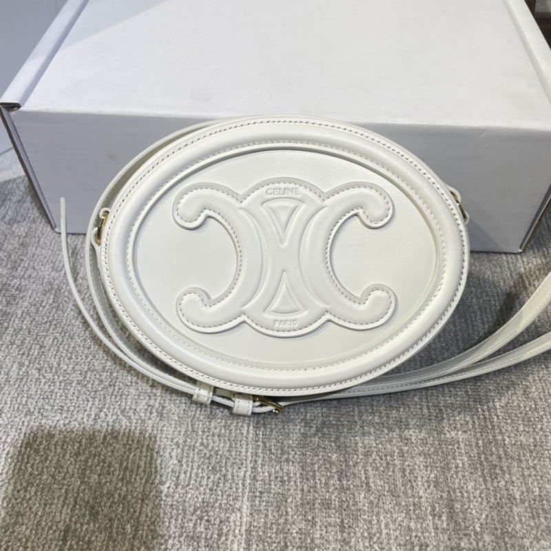 Ce1i*e triomphe bags